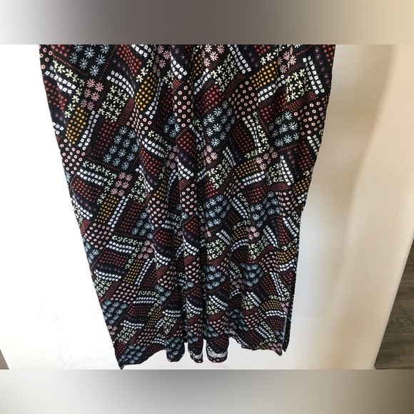 Joyspun|Boho floral patchwork style midi dress w pockets, sleeveless & drapey•XL - Picture 7 of 10